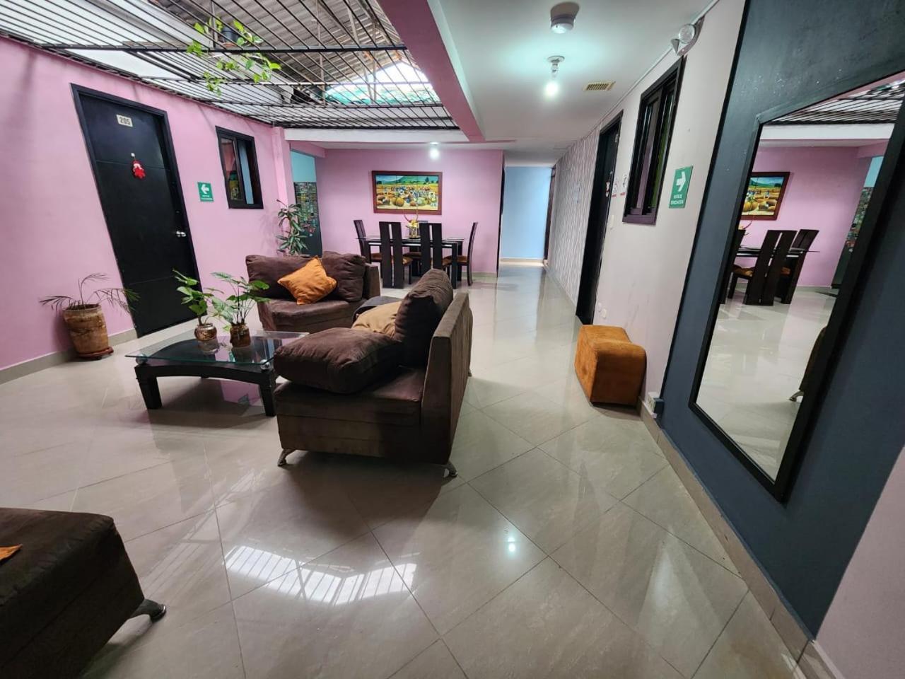 Hotel Laureles Home Medellín Dış mekan fotoğraf