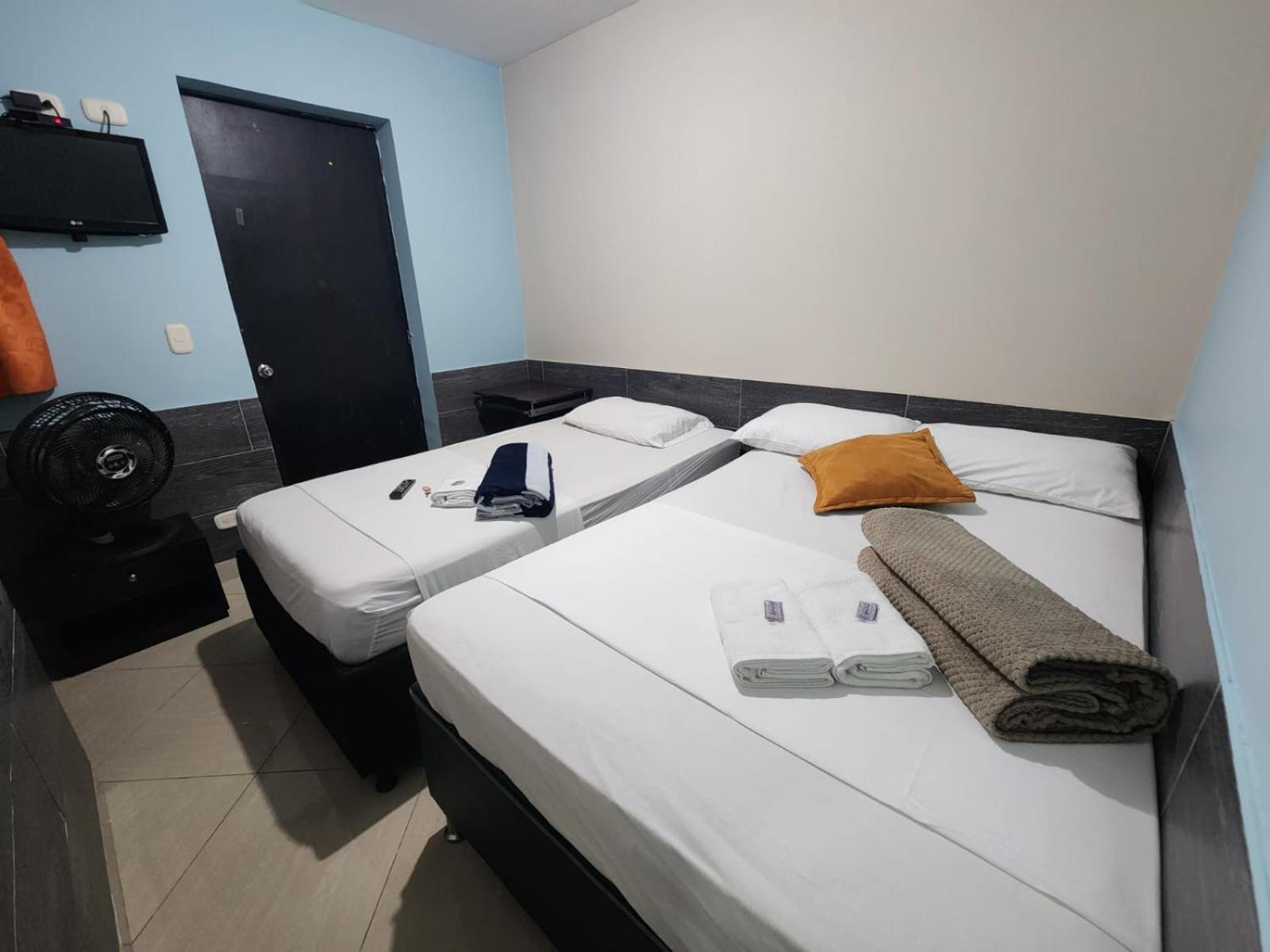 Hotel Laureles Home Medellín Dış mekan fotoğraf
