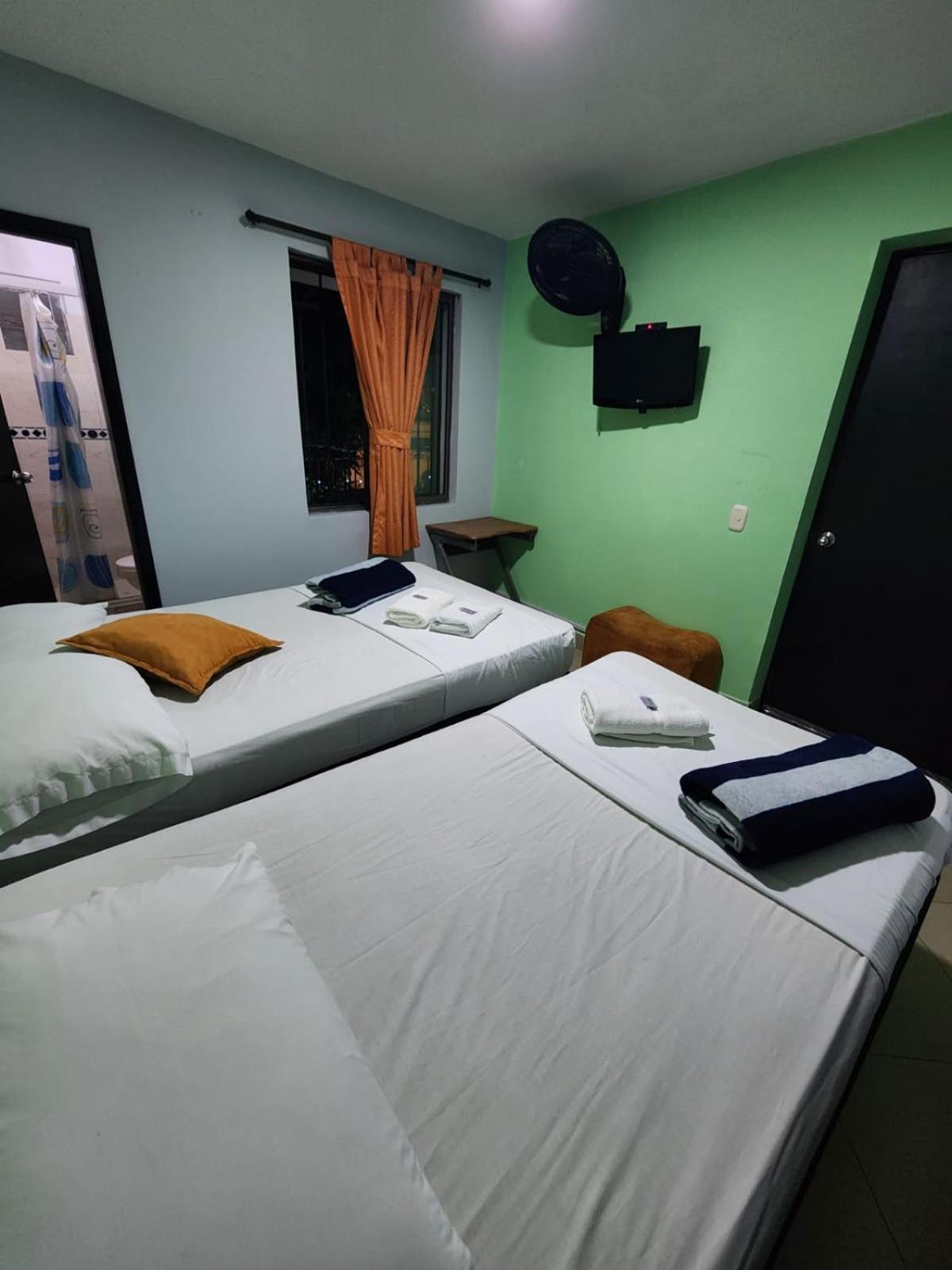 Hotel Laureles Home Medellín Dış mekan fotoğraf
