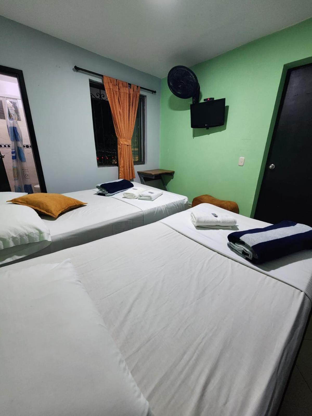 Hotel Laureles Home Medellín Dış mekan fotoğraf