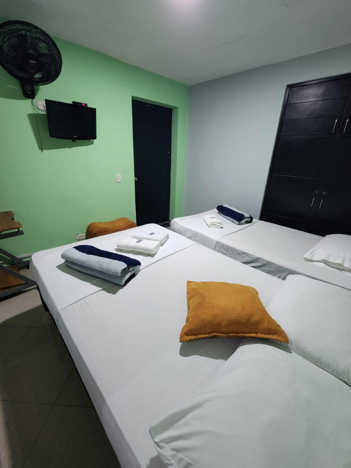 Hotel Laureles Home Medellín Dış mekan fotoğraf