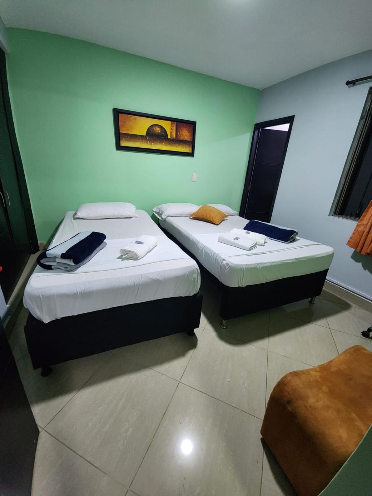 Hotel Laureles Home Medellín Dış mekan fotoğraf