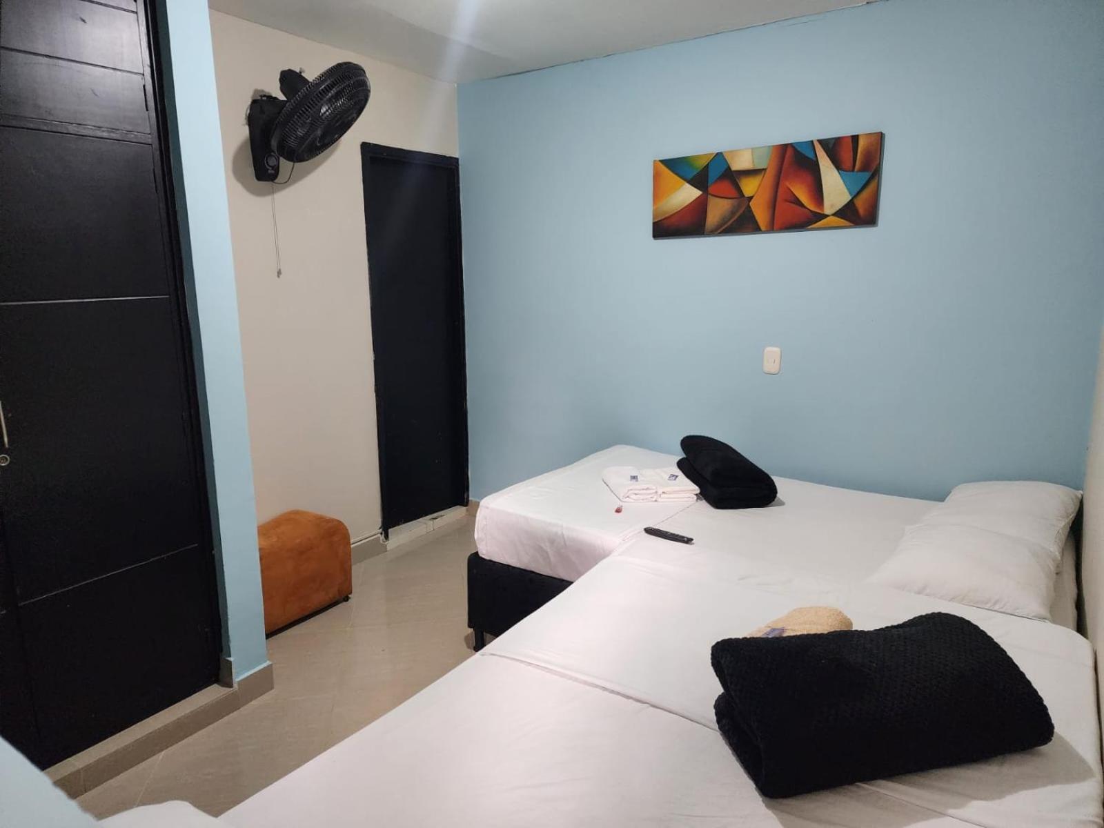 Hotel Laureles Home Medellín Dış mekan fotoğraf