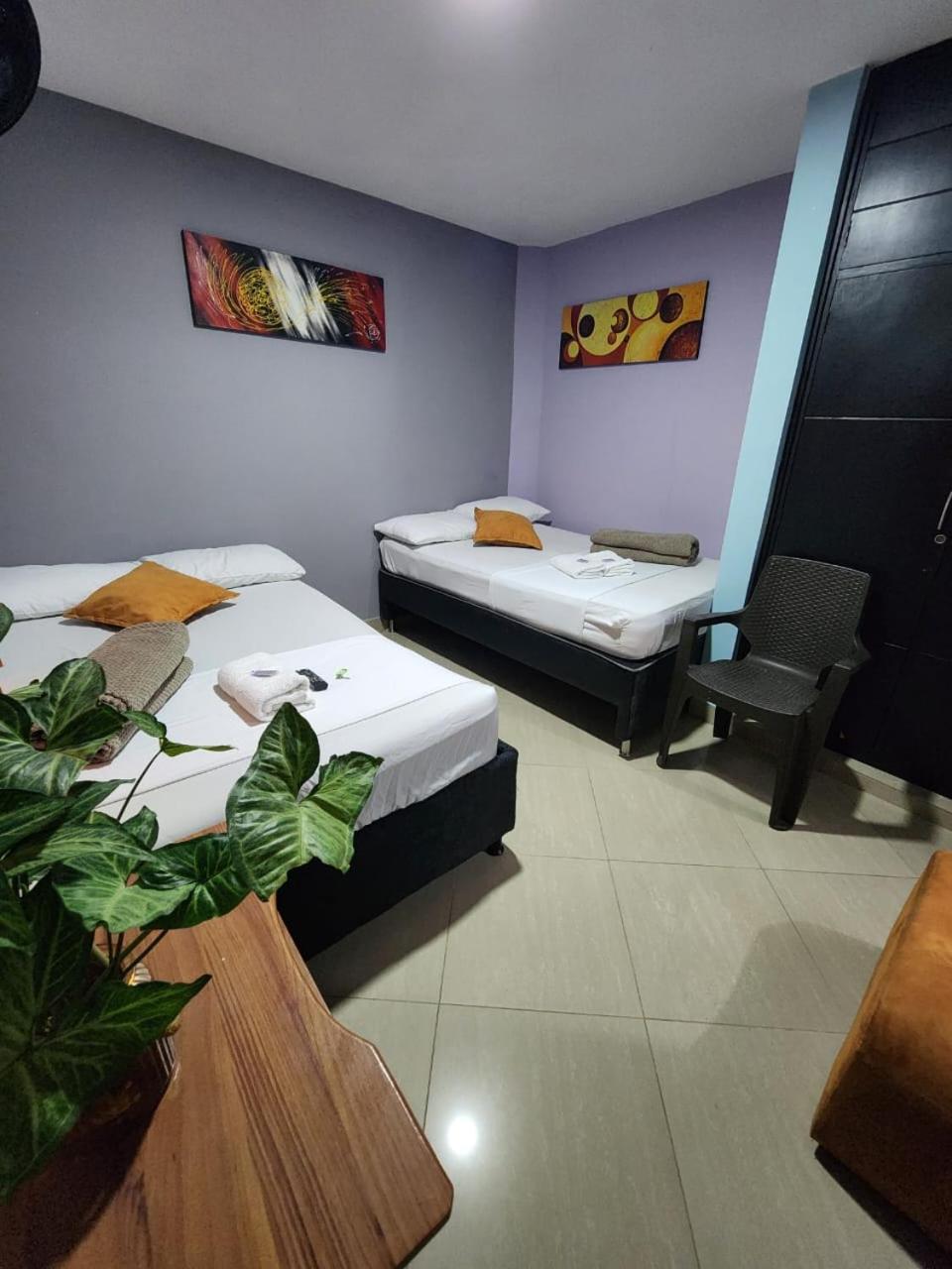 Hotel Laureles Home Medellín Dış mekan fotoğraf