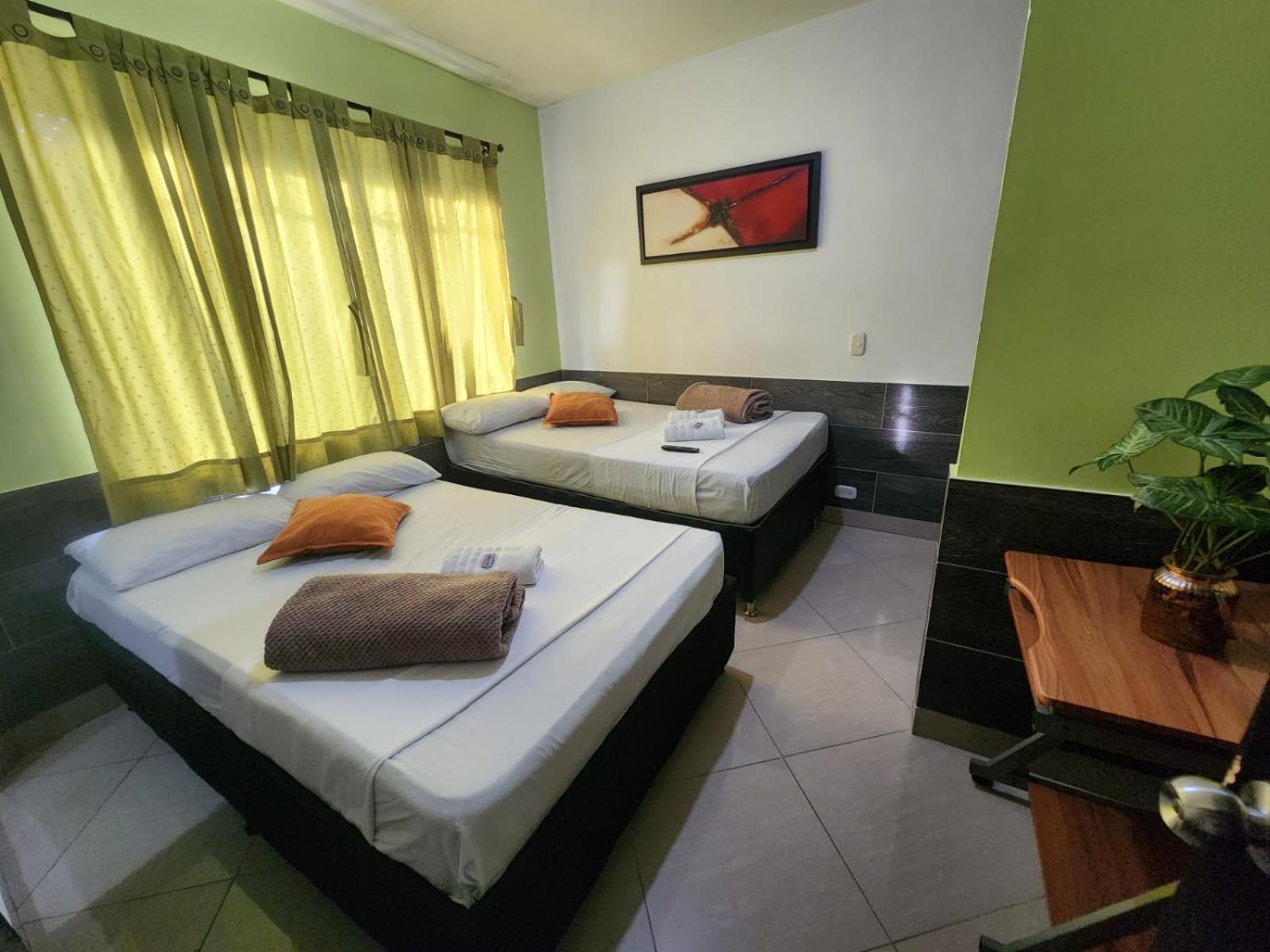 Hotel Laureles Home Medellín Dış mekan fotoğraf