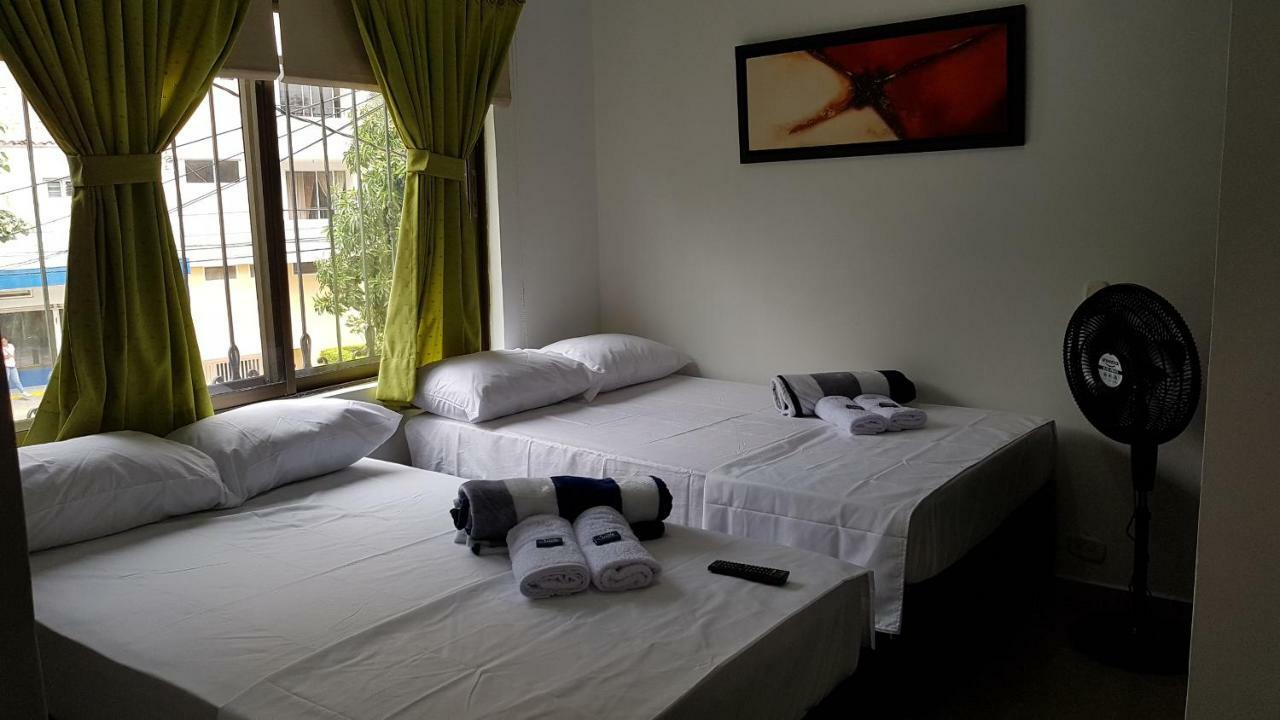 Hotel Laureles Home Medellín Dış mekan fotoğraf